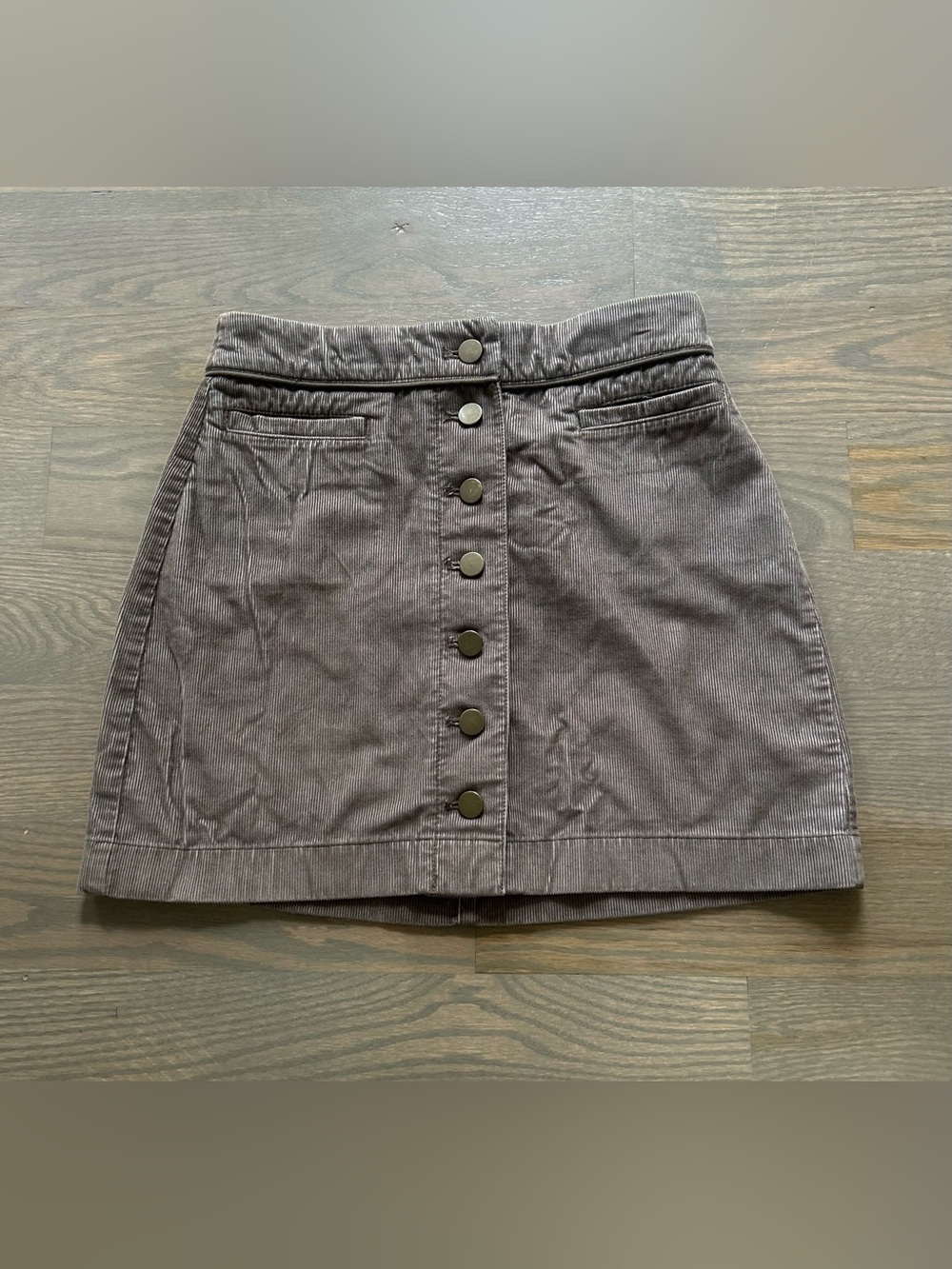 Wilfred Free Karmen
Corduroy Skirt from Aritzia Size 0